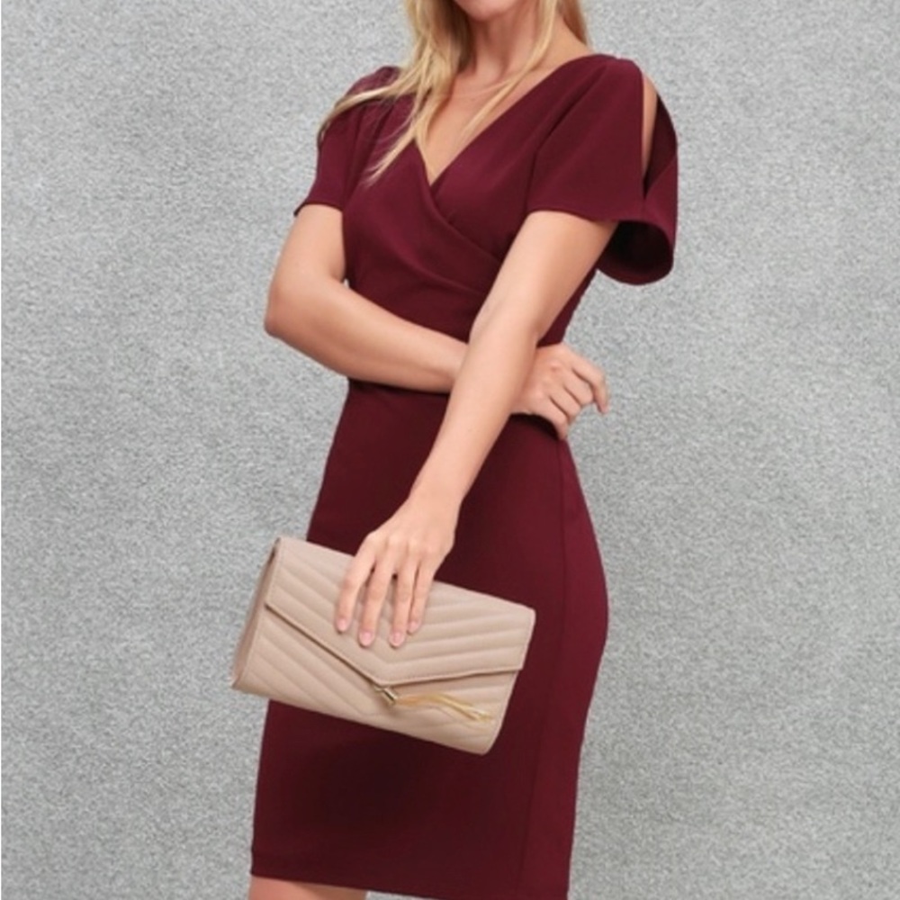 Lulus Raquel Burgundy Cold Shoulder Surplice Dress M